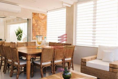 33_photo/94ce0346bf.74c8bbe700cb07bf-ATLAS-e79ddd44-b672-4262-b0c6-c40731db09e2.jpg de apartamento à venda com 4 quartos, 300m² em Marapé, Santos