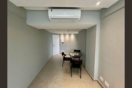 5_photo/94ce0346d1.7d01d2ab176dea69-ATLAS-6c9c646e-9e80-4662-874c-19ff83f4dffe.jpg de apartamento à venda com 2 quartos, 68m² em Marapé, Santos