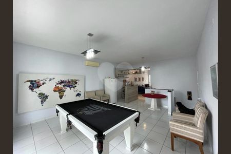 32_photo/94ce034733.8f3f2a47dd94676f-ATLAS-83cbd77e-6356-4bc3-b1a9-fbac4aa06d31.jpg de casa à venda com 4 quartos, 225m² em Marapé, Santos