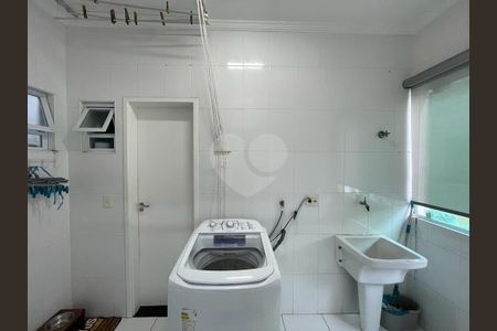 50_photo/94ce034733.8f3f2a47dd94676f-ATLAS-b61dc7c8-041c-48db-aec4-8d77972f9bb1.jpg de casa à venda com 4 quartos, 225m² em Marapé, Santos