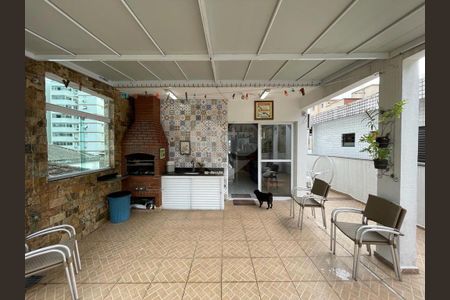 39_photo/94ce034733.8f3f2a47dd94676f-ATLAS-d656f484-a4aa-4218-9d84-d0af5e7cad3a.jpg de casa à venda com 4 quartos, 225m² em Marapé, Santos