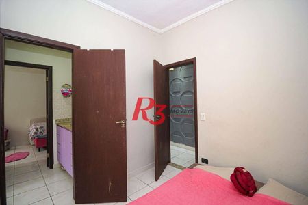 8_photo/94ce03475d.b88c9f23dde11cca-ATLAS-2dd3bf34-a2a5-451c-b65f-94c55f3a5dbe.jpg de casa à venda com 5 quartos, 368m² em Marapé, Santos