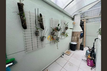 9_photo/94ce03476b.c88dfdce069dbe20-ATLAS-cc1aa323-5a68-4a67-9b79-9f7a9c39b86e.jpg de casa à venda com 3 quartos, 90m² em Campo Grande, Santos