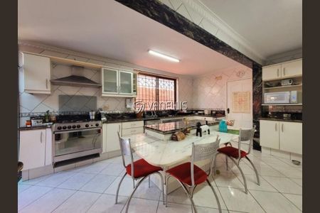 4_photo/94ce03476d.e1d2c46bde3eb79c-ATLAS-06d85836-51fc-4b37-8ab8-5e0c26b1d93c.jpg de casa à venda com 3 quartos, 130m² em Campo Grande, Santos