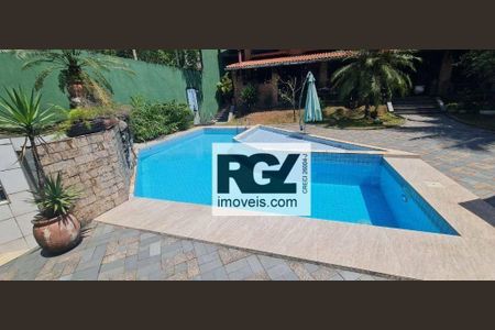 19_photo/94ce035401.d1325d9d06f328eb-ATLAS-d040541a-10b9-41e3-8edc-ea8ca402cc31.jpg de casa à venda com 4 quartos, 360m² em Morro Nova Cintra, Santos