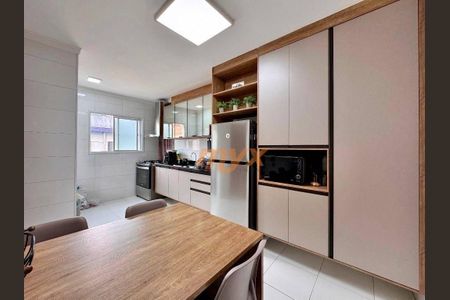 18_photo/94ce035b31.44b459b44fe4153f-ATLAS-e5cbbea9-7d0d-4025-aff4-3729292040e6.jpg de casa à venda com 3 quartos, 166m² em Marapé, Santos