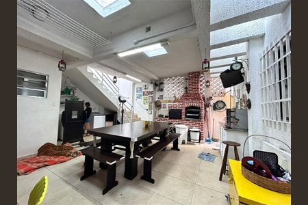 7_photo/94ce035b49.7f057c72c49660dd-ATLAS-4f4bc7ed-4b79-4cc0-acbe-c4dfae078f45.jpg de casa à venda com 3 quartos, 264m² em Marapé, Santos