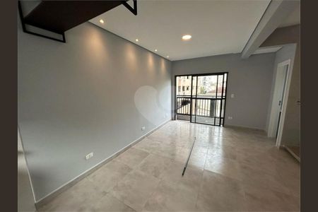 2_photo/94ce035b4b.dda3a78fb47de289-ATLAS-1bdb3eca-0d56-409d-8a4d-49f8bd1ed69f.jpg de casa à venda com 2 quartos, 116m² em Marapé, Santos