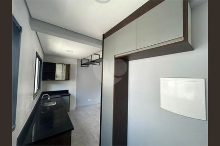 7_photo/94ce035b4b.dda3a78fb47de289-ATLAS-6bf743cf-31d3-4790-adf4-b2bfda132f17.jpg de casa à venda com 2 quartos, 116m² em Marapé, Santos