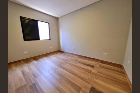 3_photo/94ce035cab.c696d6dfecea6f1c-ATLAS-18588df0-9b9b-4251-ad1f-b29fb793ae3a.jpg de casa à venda com 3 quartos, 140m² em Marapé, Santos