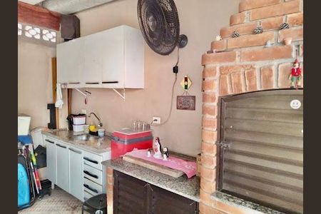 10_photo/94ce035d2b.4f01e810a805cb87-ATLAS-9dd1e50b-5b75-4526-bb87-bb85bb3eb87f.jpg de casa à venda com 3 quartos, 153m² em Marapé, Santos