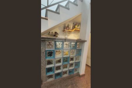 7_photo/94ce035d2f.32a8019b0364636a-ATLAS-7df7a67f-c0e9-4656-a75b-6220d47b93af.jpg de casa à venda com 4 quartos, 280m² em Marapé, Santos