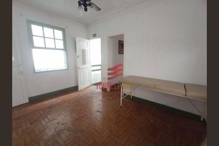 27_photo/94ce035d39.8f3f2a47dd94676f-ATLAS-952a2bd2-0008-4dce-b11a-9d3105a90227.jpg de casa para alugar com 4 quartos, 183m² em Vila Belmiro, Santos