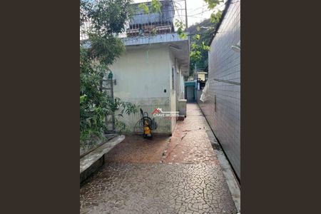 2_photo/94ce035d3b.cc80a849dbb3670d-ATLAS-0f84ece2-74ad-4aff-982f-4714cd67ac97.jpg de casa à venda com 5 quartos, 270m² em Marapé, Santos