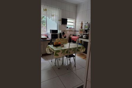 3_photo/94ce03628d.c6267d18045375b9-ATLAS-241f6bfc-e242-4b58-a989-2ee24b3789a3.jpg de casa à venda com 4 quartos, 300m² em Jabaquara, Santos