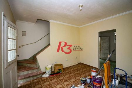 4_photo/94ce0364c9.26b5715ccce6ed2b-ATLAS-60897be1-3fe2-45c2-b6a7-70128e5a67bf.jpg de casa à venda com 2 quartos, 72m² em Vila Matias, Santos