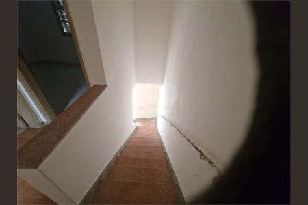 3_photo/94ce0364c9.ae3d86bef28e162d-ATLAS-16132c40-bcc0-4fbf-a679-ae80b2bf2487.jpg de casa à venda com 2 quartos, 65m² em Vila Matias, Santos