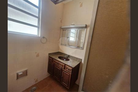 2_photo/94ce0364c9.ae3d86bef28e162d-ATLAS-1d69be23-6d81-44a8-bef1-a8a3c7a7ebd8.jpg de casa à venda com 2 quartos, 65m² em Vila Matias, Santos