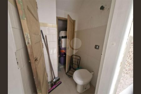 9_photo/94ce0364c9.ae3d86bef28e162d-ATLAS-a29f82e1-660d-4cb1-a748-cb960d8ae786.jpg de casa à venda com 2 quartos, 65m² em Vila Matias, Santos