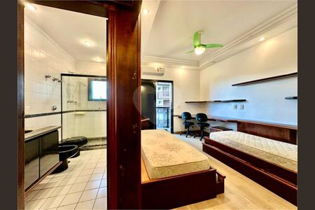 10_photo/94ce036525.bb2cfda027800a9a-ATLAS-5849082e-66f7-4ca5-be49-d7556b67bbbd.jpg de apartamento à venda com 3 quartos, 252m² em Vila Matias, Santos