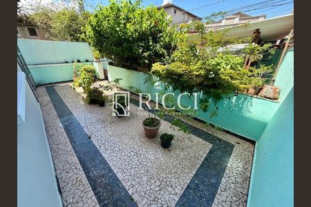 9_photo/94ce03660d.49c40a4e0c1b1036-ATLAS-53d0373c-6072-4deb-8548-0c0be5a886d8.jpg de casa à venda com 2 quartos, 124m² em Marapé, Santos