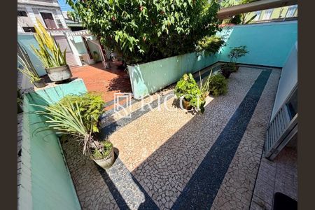 17_photo/94ce03660d.49c40a4e0c1b1036-ATLAS-af1415ac-9a77-4b88-acd8-e286d63f0698.jpg de casa à venda com 2 quartos, 124m² em Marapé, Santos