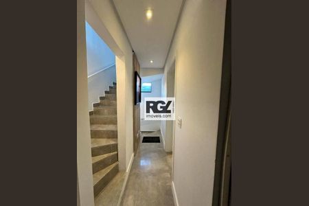 2_photo/94ce036775.a6f2120c715e6f27-ATLAS-03d69dd9-2f97-4212-9bfa-de96a90f2575.jpg de casa à venda com 3 quartos, 160m² em Marapé, Santos