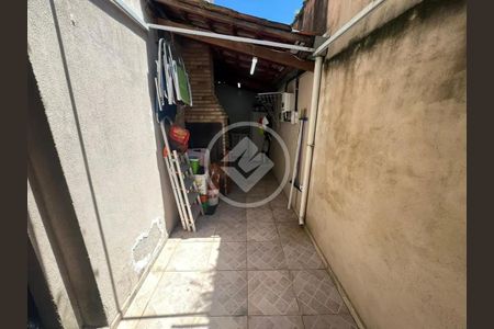 5_photo/94ce03678b.0d38d50b15ed540b-ATLAS-2db34028-e69f-4a19-be15-a9f6102f992f.jpg de casa à venda com 2 quartos, 103m² em Marapé, Santos