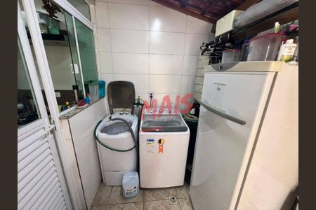 17_photo/94ce03678b.61c150fda2438519-ATLAS-7c4c5d69-e122-47c5-92a4-434938406ee1.jpg de casa à venda com 2 quartos, 96m² em Marapé, Santos