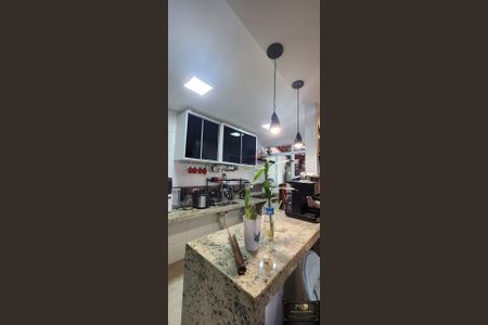 10_photo/94ce03678b.61c150fda2438519-ATLAS-9bd40a71-5eee-4414-bf93-c4c0fc2a200d.jpg de casa à venda com 2 quartos, 103m² em Marapé, Santos