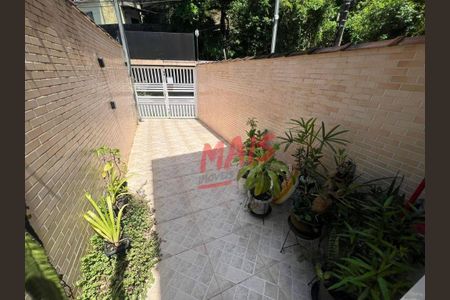 18_photo/94ce03678b.61c150fda2438519-ATLAS-e411cde7-6de1-43bd-8613-34b33ac31d1c.jpg de casa à venda com 2 quartos, 96m² em Marapé, Santos