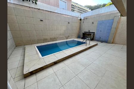 34_photo/94ce03678d.54b8780a509023fd-ATLAS-b822f7c1-e1c6-475b-ae97-b5ca44e16bc0.jpg de casa à venda com 3 quartos, 206m² em Marapé, Santos