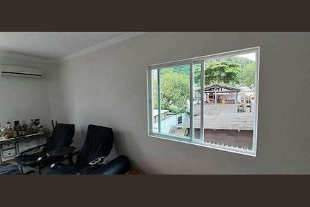 6_photo/94ce03678d.75ee8fd8a5d7aa00-ATLAS-f134d0fa-2eaa-4e56-81d1-123a176683f9.jpg de casa à venda com 3 quartos, 192m² em Marapé, Santos