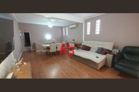 4_photo/94ce03679b.a092227452ef5b5b-ATLAS-3e43eebb-edec-4f46-a7ae-868b7ecf287d.jpg de casa à venda com 3 quartos, 149m² em Marapé, Santos