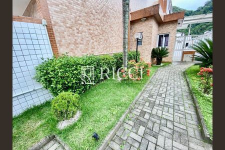 19_photo/94ce0367b1.169a8f2f9ff40d1a-ATLAS-98b8af2c-242c-48ff-bfc6-5cf220e197e9.jpg de casa à venda com 2 quartos, 120m² em Marapé, Santos