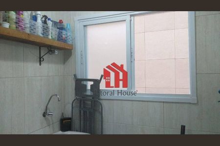 11_photo/94ce0367b9.bb0f4c6ec33debd0-ATLAS-4cdfef0c-9d51-4dbf-9fed-38116e2c423a.jpg de casa à venda com 2 quartos, 100m² em Vila Belmiro, Santos