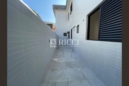 3_photo/94ce0367f5.dbb1dce58ba9a950-ATLAS-0732b355-9e51-4a5e-bcf0-655a3e7c86b1.jpg de casa à venda com 3 quartos, 99m² em Vila Belmiro, Santos