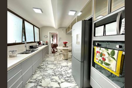 63_photo/94ce036819.9ae90eca14f2445a-ATLAS-a559fd31-e931-4486-b61e-e63d6eef1d37.jpg de apartamento para alugar com 4 quartos, 280m² em Vila Belmiro, Santos