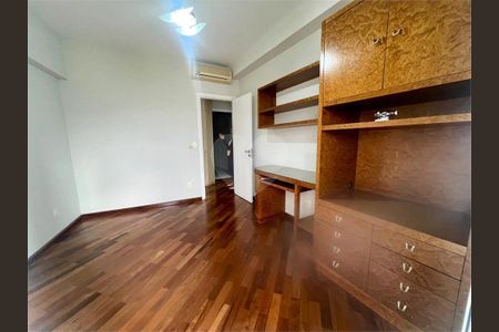 9_photo/94ce03686d.8d1d596cf1356774-ATLAS-46283677-e6f7-49a8-942d-72fafe98bc09.jpg de apartamento para alugar com 3 quartos, 136m² em Vila Belmiro, Santos