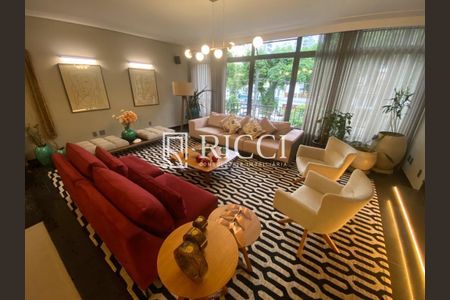 4_photo/94ce03686f.65b92d3bc1d1e820-ATLAS-e79b4f48-52dc-4de2-94dc-1120e861ef62.jpg de apartamento à venda com 5 quartos, 300m² em Vila Belmiro, Santos