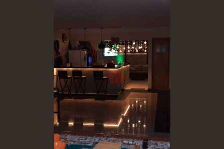 2_photo/94ce03688b.14ec99cc2eaa8aa3-ATLAS-08dab9a9-09ab-4fe3-8fec-c29e7a594315.jpg de casa à venda com 3 quartos, 215m² em Vila Belmiro, Santos