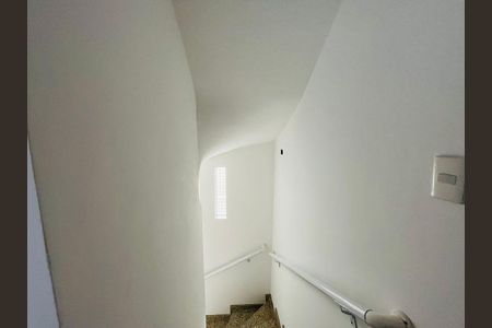 44_photo/94ce036893.74a96c0b2c4b8c29-ATLAS-e8ca0b9c-4ffb-4c3d-a3c4-4980d8ad0908.jpg de casa à venda com 4 quartos, 170m² em Vila Belmiro, Santos