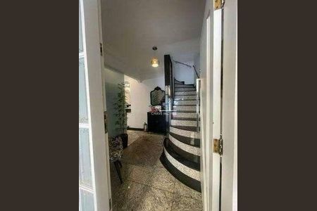 10_photo/94ce0368f1.4cea1a0b3f6bbd2f-ATLAS-4e57d2af-92c5-49e4-bf21-43f5b0ff940c.jpg de casa à venda com 3 quartos, 126m² em Vila Belmiro, Santos