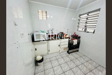 11_photo/94ce03695f.70edc2b185d14f45-ATLAS-af764a5a-38d2-4d06-9839-4a13f9e3bd7f.jpg de casa à venda com 3 quartos, 181m² em Marapé, Santos