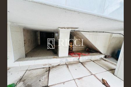 44_photo/94ce03695f.70edc2b185d14f45-ATLAS-d7fce2ee-a41c-4624-a2a0-9b7a69890347.jpg de casa à venda com 3 quartos, 181m² em Marapé, Santos