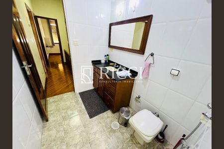 35_photo/94ce03695f.70edc2b185d14f45-ATLAS-ee99b82e-1e6d-4a8a-8f90-8724e3d0e7af.jpg de casa à venda com 3 quartos, 181m² em Marapé, Santos