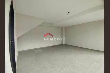 4_photo/94ce036a51.ec45c5915be217bb-ATLAS-1bfe76b9-23e2-43b3-8bb6-a10a2d7f9d3d.jpg de casa de condomínio à venda com 2 quartos, 98m² em Campo Grande, Santos