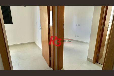 13_photo/94ce036aa1.d646446e94e892b3-ATLAS-347e7b25-dff7-473d-8d39-61e6dd81fa19.jpg de casa à venda com 2 quartos, 90m² em Marapé, Santos