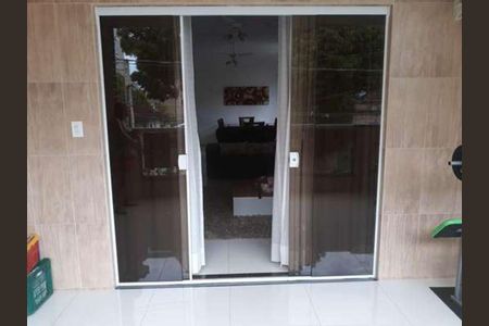 8_photo/94ce036aa9.bb2cfda027800a9a-ATLAS-449308f9-d10a-4f7d-b65a-f5cc404edd7b.jpg de casa à venda com 3 quartos, 210m² em Campo Grande, Santos