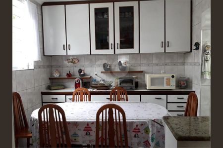 3_photo/94ce036b0b.f9fd596f8c1c84e9-ATLAS-e3cde372-8560-4c08-aaca-8fd6584cfd2d.jpg de casa à venda com 3 quartos, 210m² em Campo Grande, Santos